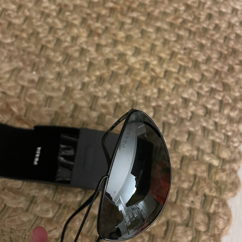 PRADA ❤️‍🔥 NWT CAT EYESUNGLASSES WITH CASE - Picture 8 of 9